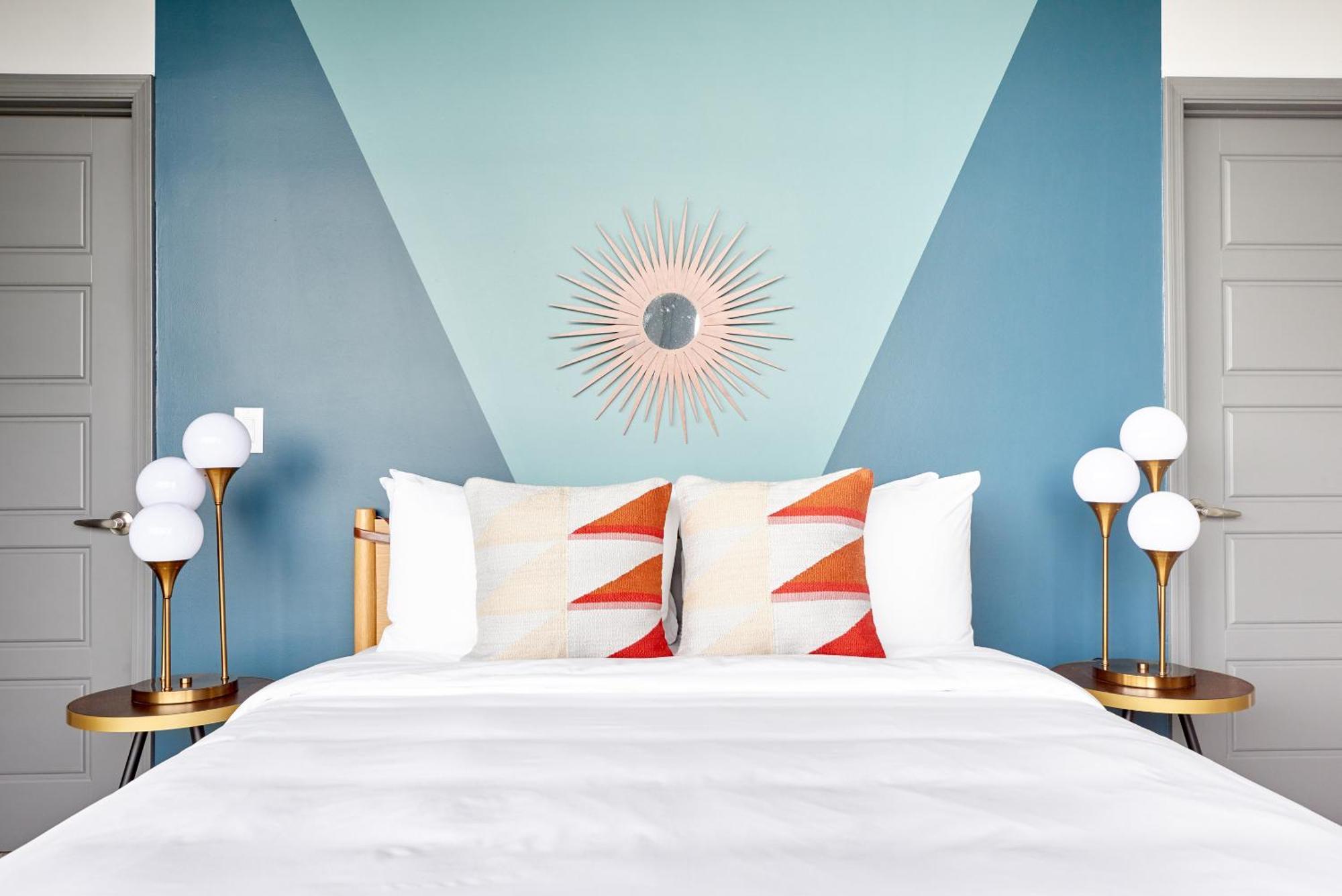 Sonder At Mckinley Lejlighedshotel Phoenix Eksteriør billede