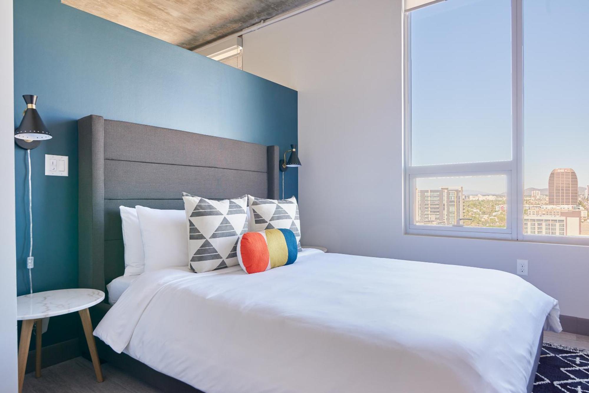 Sonder At Mckinley Lejlighedshotel Phoenix Eksteriør billede